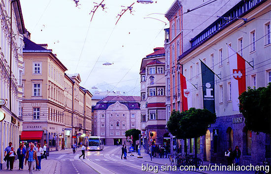 入鄉要隨俗：世界奇怪的交通法規